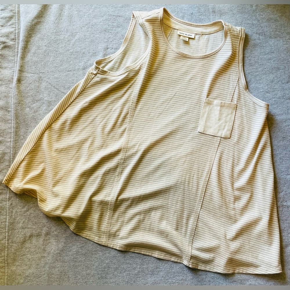 🔘 Flowy Sleeveless Top 🔘